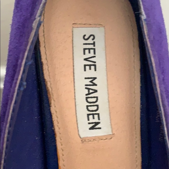 Rounded Toe, Purple Hue Heels - Picture 2 of 3